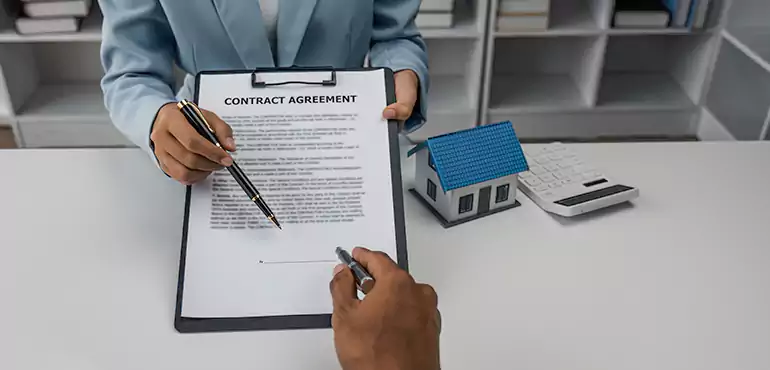 Why Sell Your Wholesale Assignment Contract to Us in Park Hills, MO?